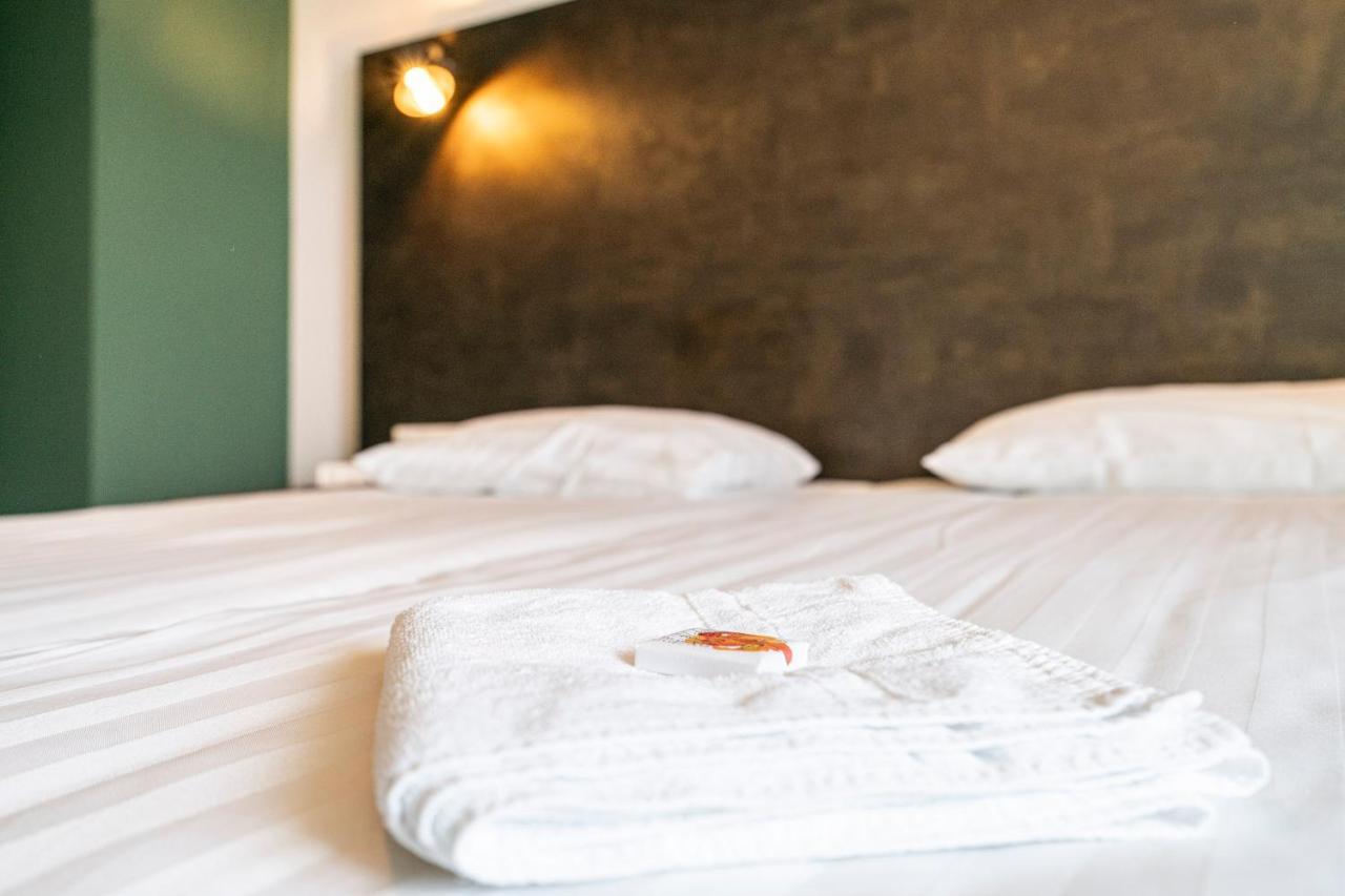Hotel & Eetk'Fee De Vlik Ospel Esterno foto